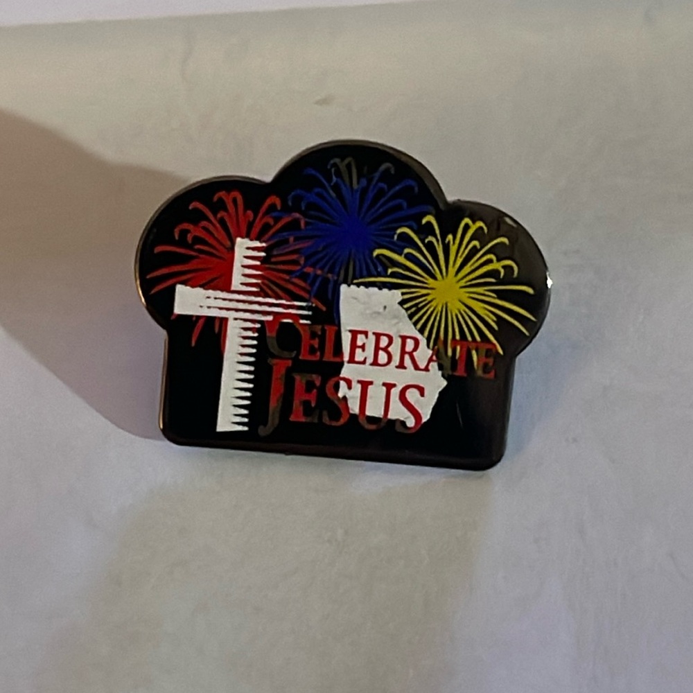 Vtg Celebrate Jesus Lapel/Hat Pin